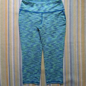🛍️ BUNDLE ONLY • Kirkland blue/green athletic capris 7/8